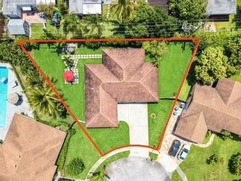 1127 Sea Pines Way Lantana FL 33462