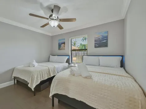 1127 Sea Pines Way Lantana FL 33462