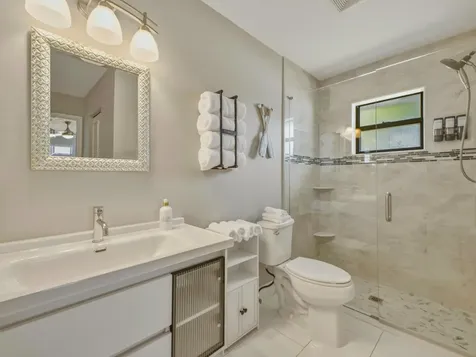 1127 Sea Pines Way Lantana FL 33462