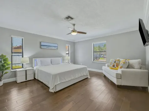 1127 Sea Pines Way Lantana FL 33462