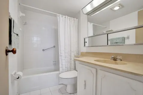 2000 S Federal Highway Boynton Beach FL 33435