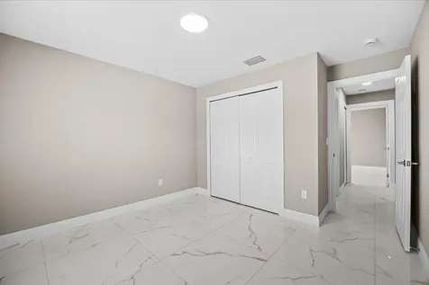 909 20th N Fort Pierce FL 34950