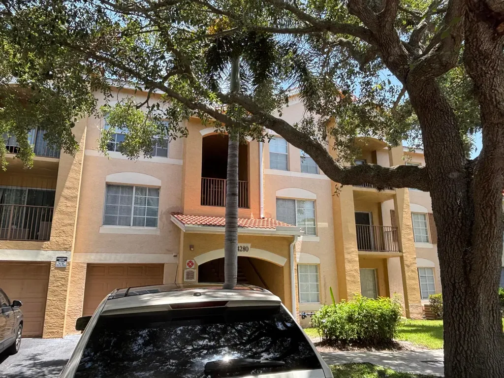 4280 San Marino Boulevard West Palm Beach FL 33409