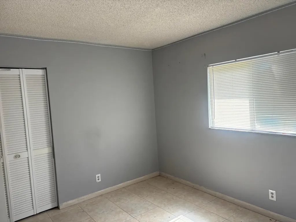 1250 SW 5th Terrace Deerfield Beach FL 33441