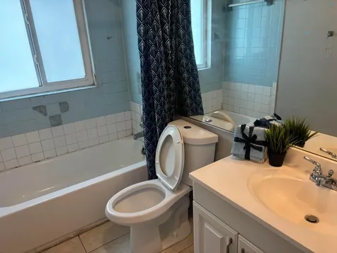 1250 SW 5th Terrace Deerfield Beach FL 33441