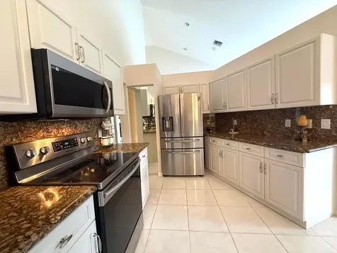 9392 Cascade Court Boynton Beach FL 33437
