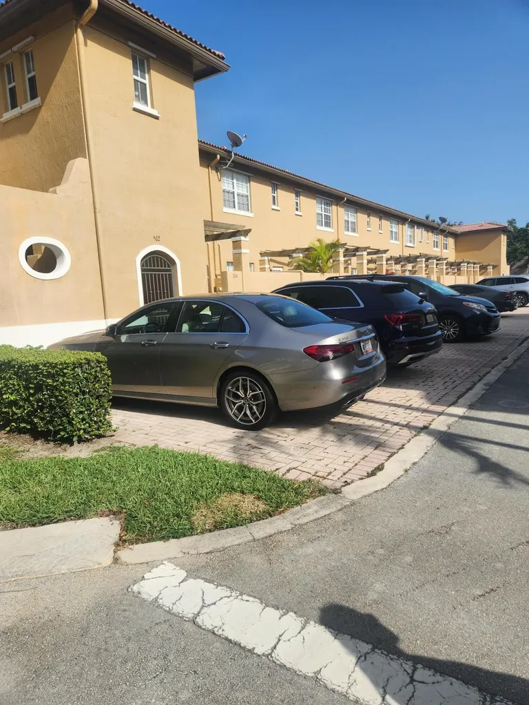 502 SW 147th Avenue Pembroke Pines FL 33027