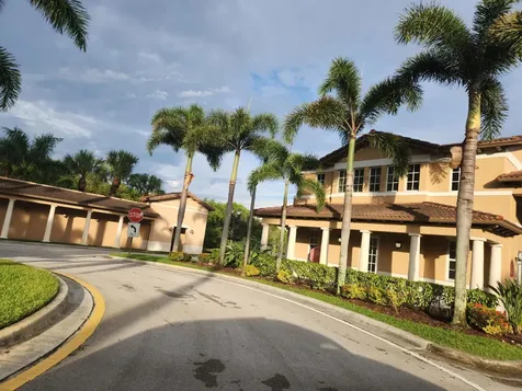 502 SW 147th Avenue Pembroke Pines FL 33027