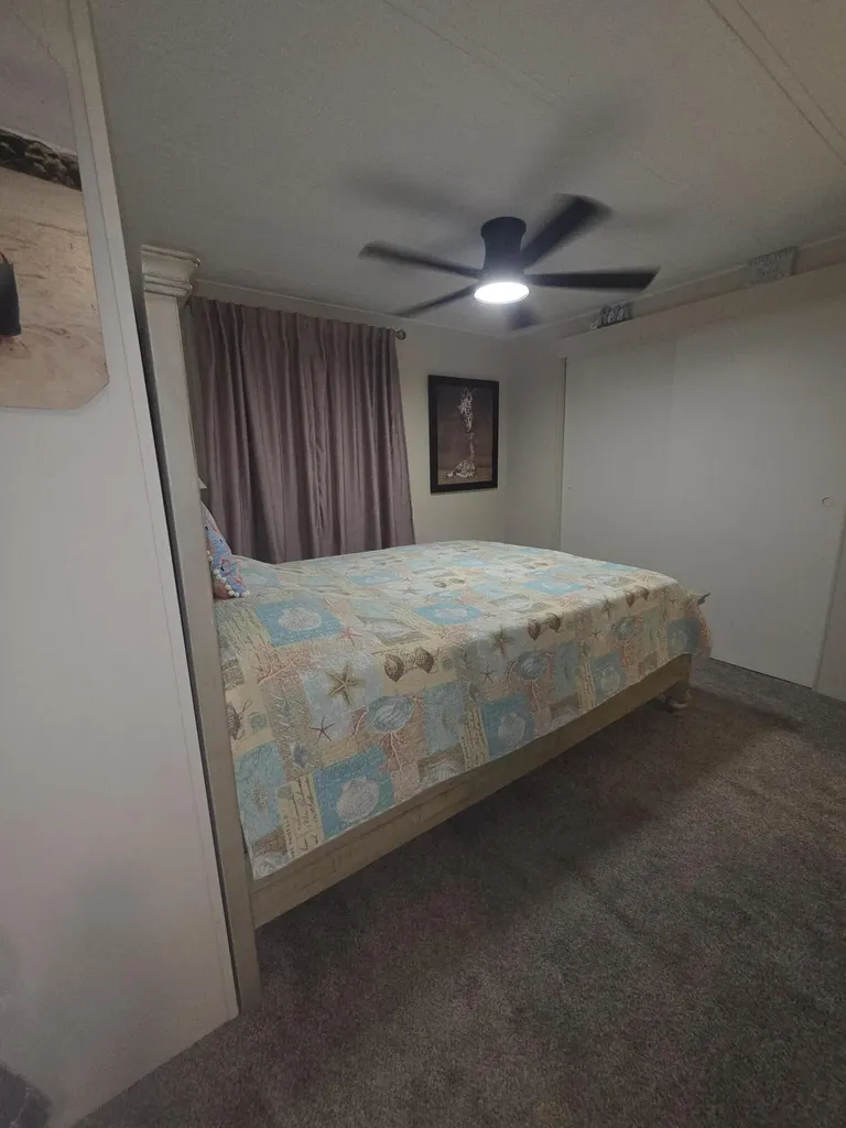 8020 SE Shenandoah Drive Hobe Sound FL 33455