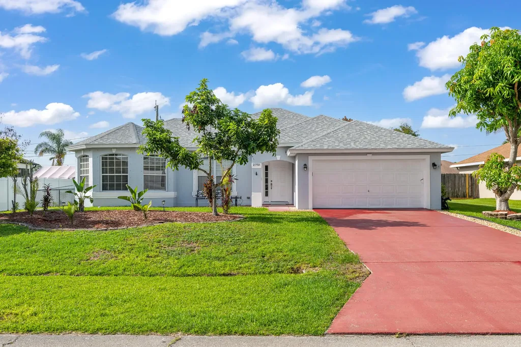 2751 SW Palace Avenue Port St Lucie FL 34987