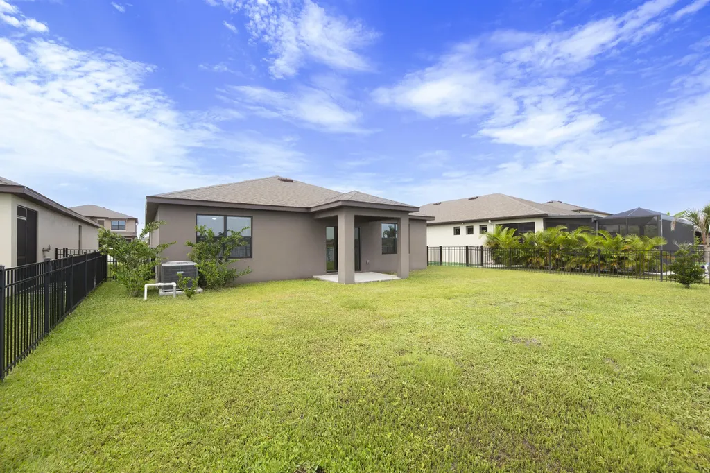 1883 Capital Drive Palm Bay FL 32909