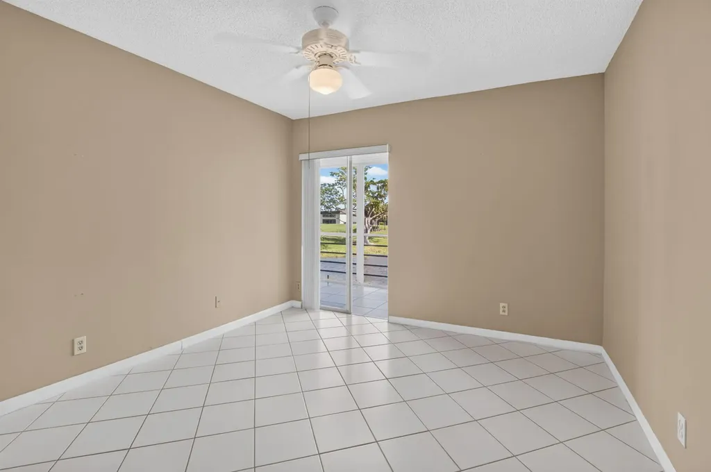 332 Capri G Delray Beach FL 33484