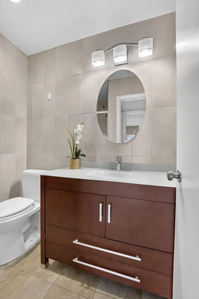 332 Capri G Delray Beach FL 33484