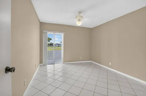332 Capri G Delray Beach FL 33484