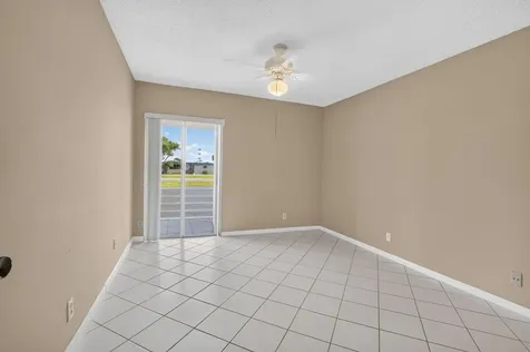 332 Capri G Delray Beach FL 33484