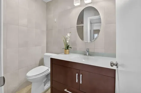 332 Capri G Delray Beach FL 33484