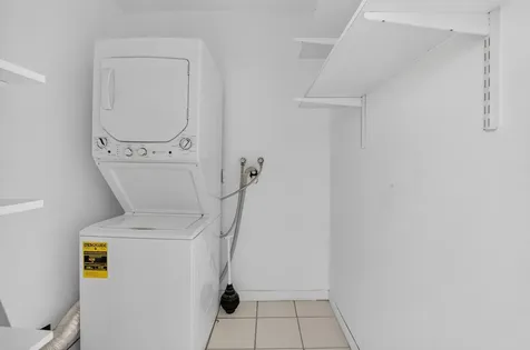 332 Capri G Delray Beach FL 33484