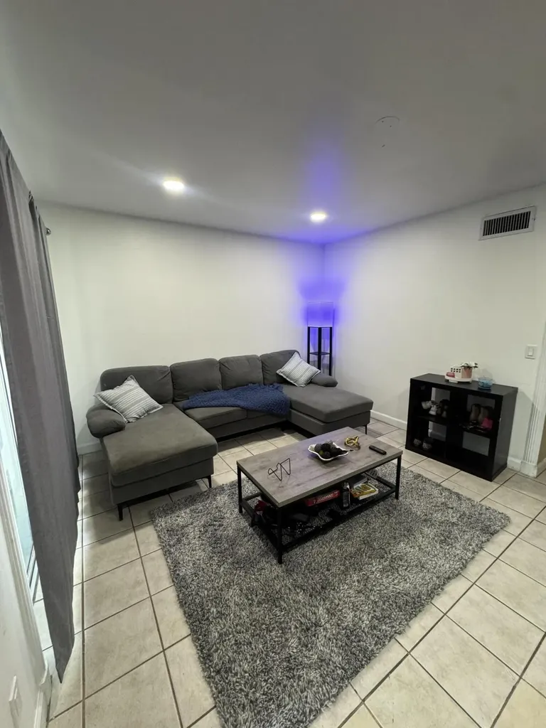 5090 Elmhurst Road West Palm Beach FL 33417