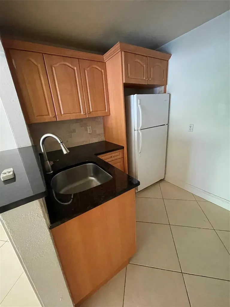 770 SE 2nd Avenue Deerfield Beach FL 33441