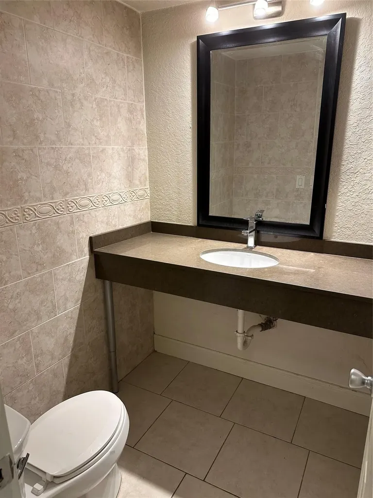 770 SE 2nd Avenue Deerfield Beach FL 33441