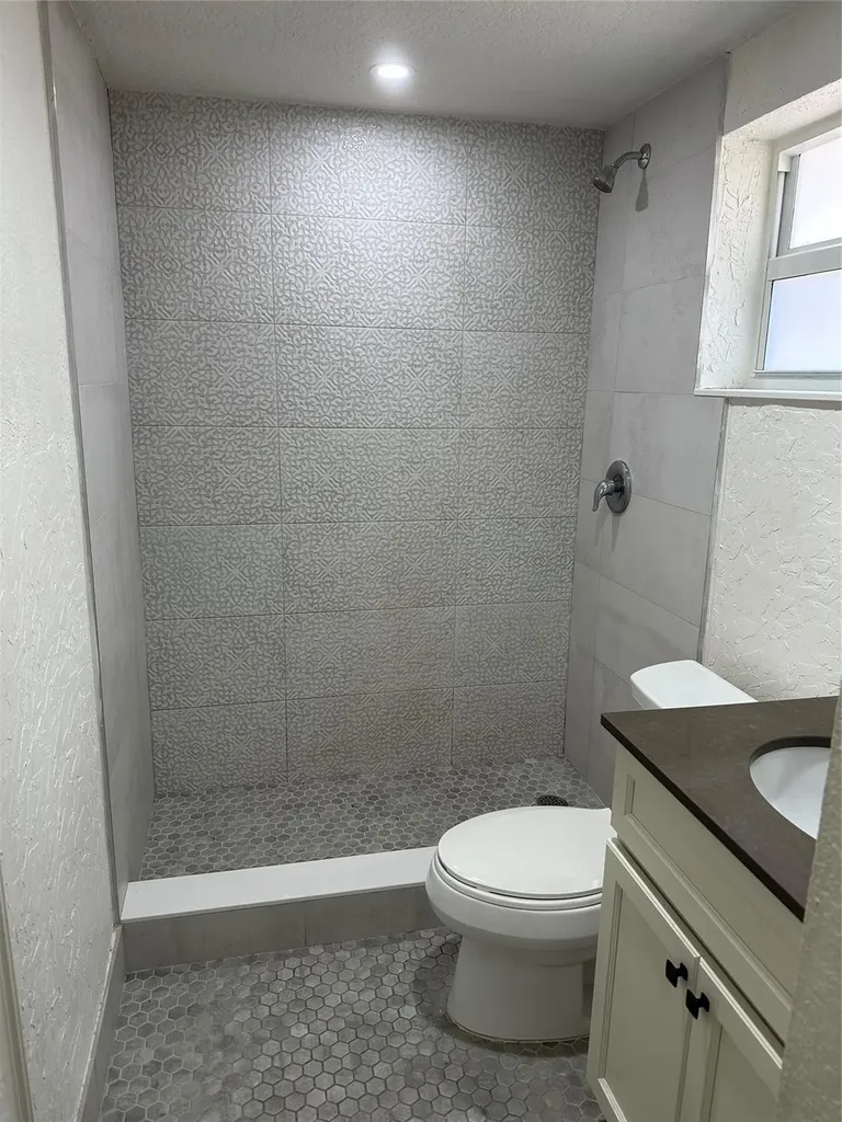 770 SE 2nd Avenue Deerfield Beach FL 33441