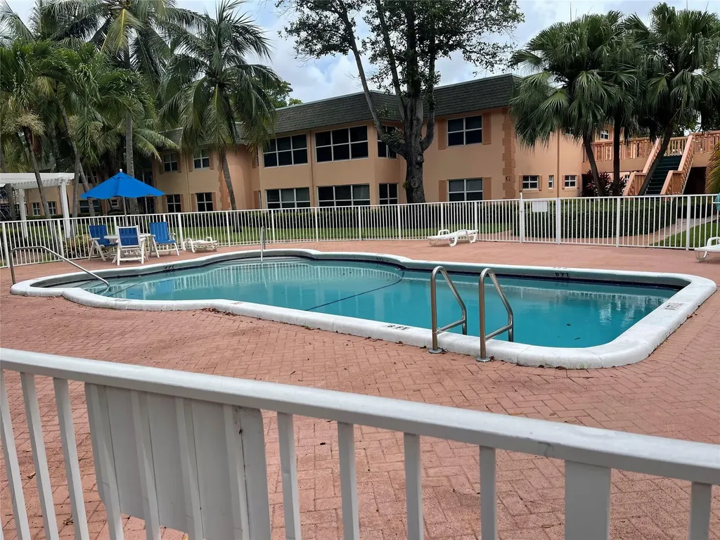 770 SE 2nd Avenue Deerfield Beach FL 33441
