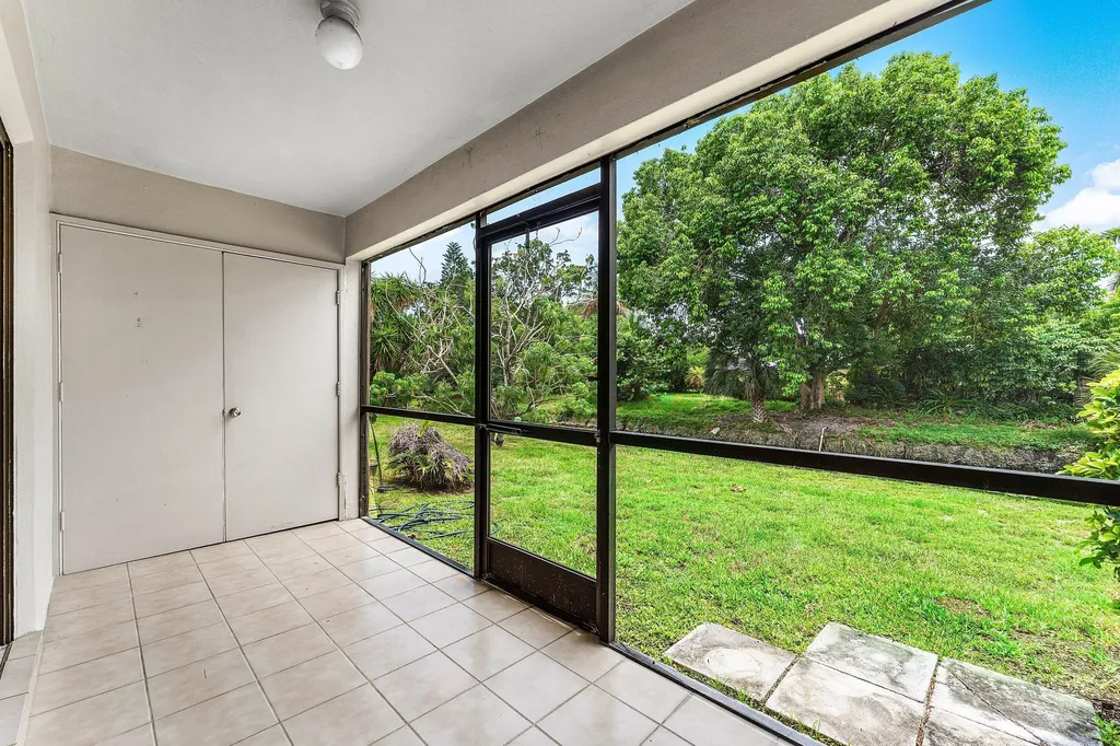 9050 NW 28th Street Coral Springs FL 33065