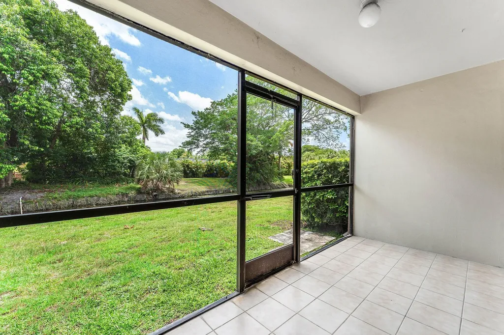 9050 NW 28th Street Coral Springs FL 33065