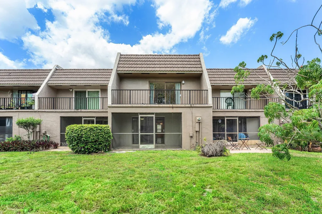 9050 NW 28th Street Coral Springs FL 33065