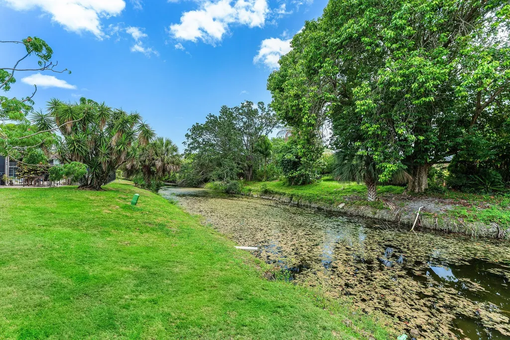 9050 NW 28th Street Coral Springs FL 33065