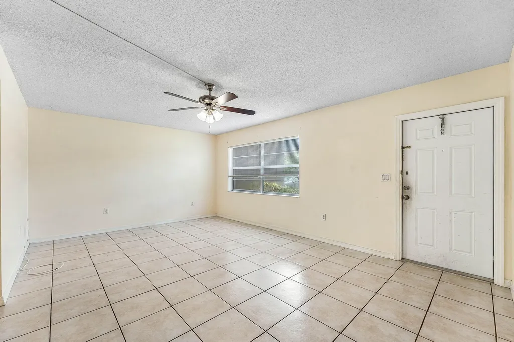 9050 NW 28th Street Coral Springs FL 33065
