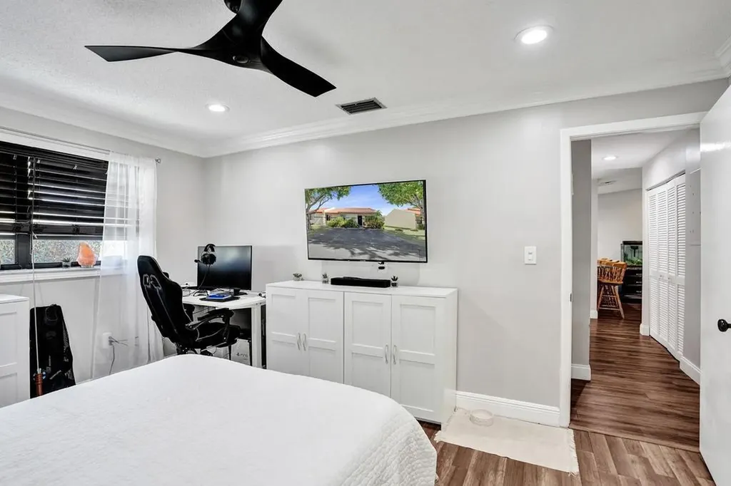 11218 SW 58th Circle Cooper City FL 33330