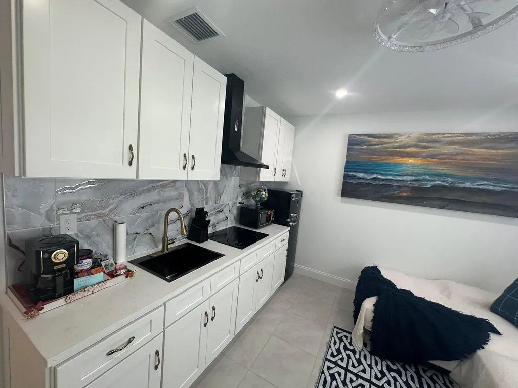 517 SW Halden Avenue Port St Lucie FL 34953