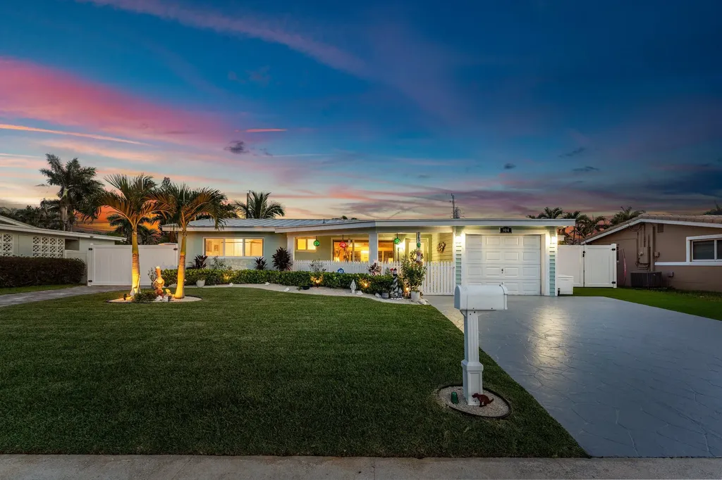 904 SE 15th Court Deerfield Beach FL 33441