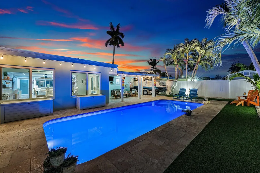 904 SE 15th Court Deerfield Beach FL 33441