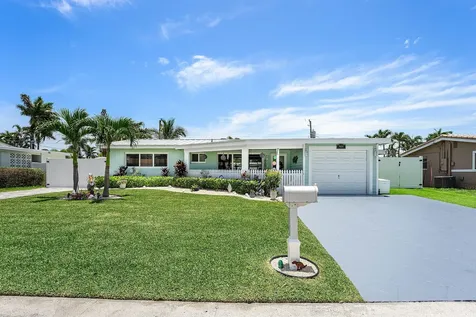 904 SE 15th Court Deerfield Beach FL 33441