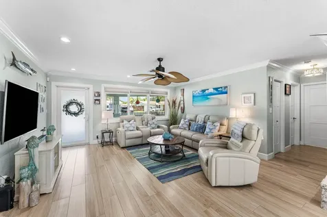 904 SE 15th Court Deerfield Beach FL 33441