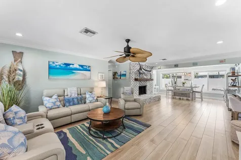 904 SE 15th Court Deerfield Beach FL 33441
