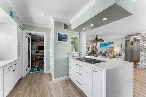 904 SE 15th Court Deerfield Beach FL 33441