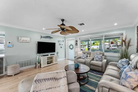 904 SE 15th Court Deerfield Beach FL 33441