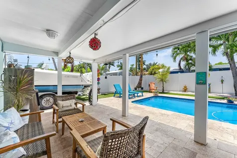 904 SE 15th Court Deerfield Beach FL 33441