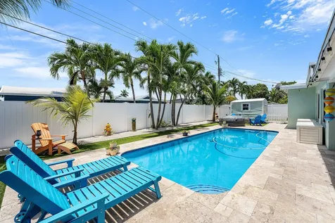 904 SE 15th Court Deerfield Beach FL 33441