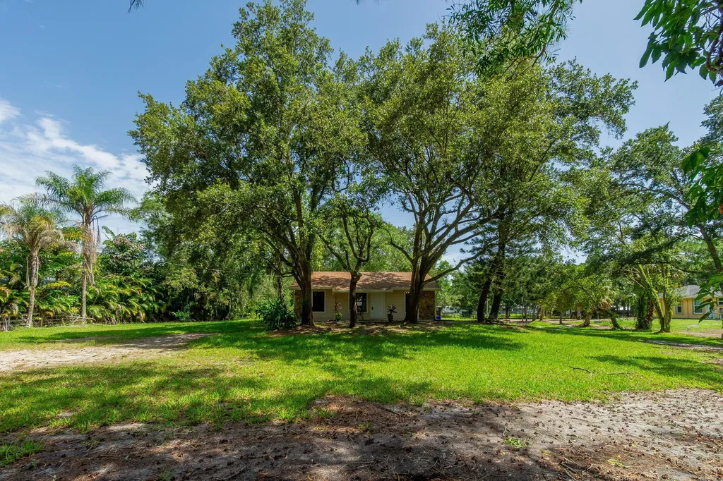 11735 150th Court N Jupiter FL 33478