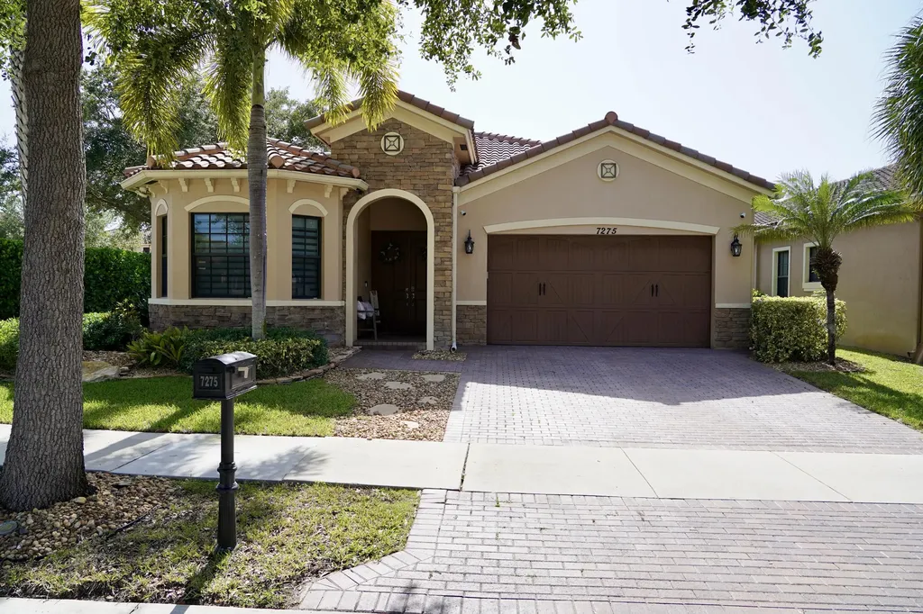 7275 NW 112th Terrace Parkland FL 33076