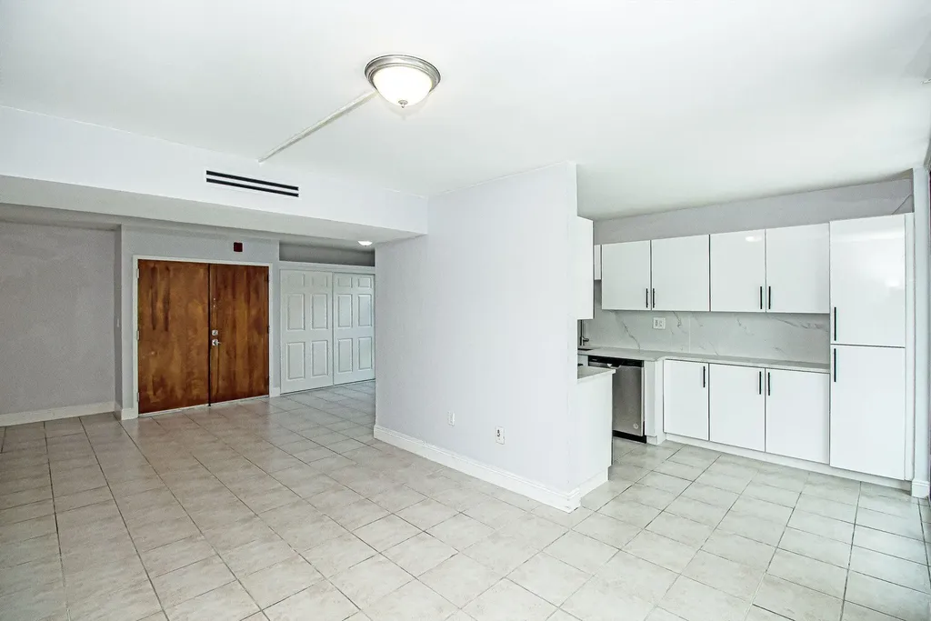 11780 SW 18th Street Miami FL 33175