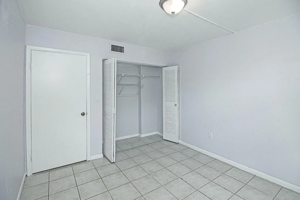11780 SW 18th Street Miami FL 33175