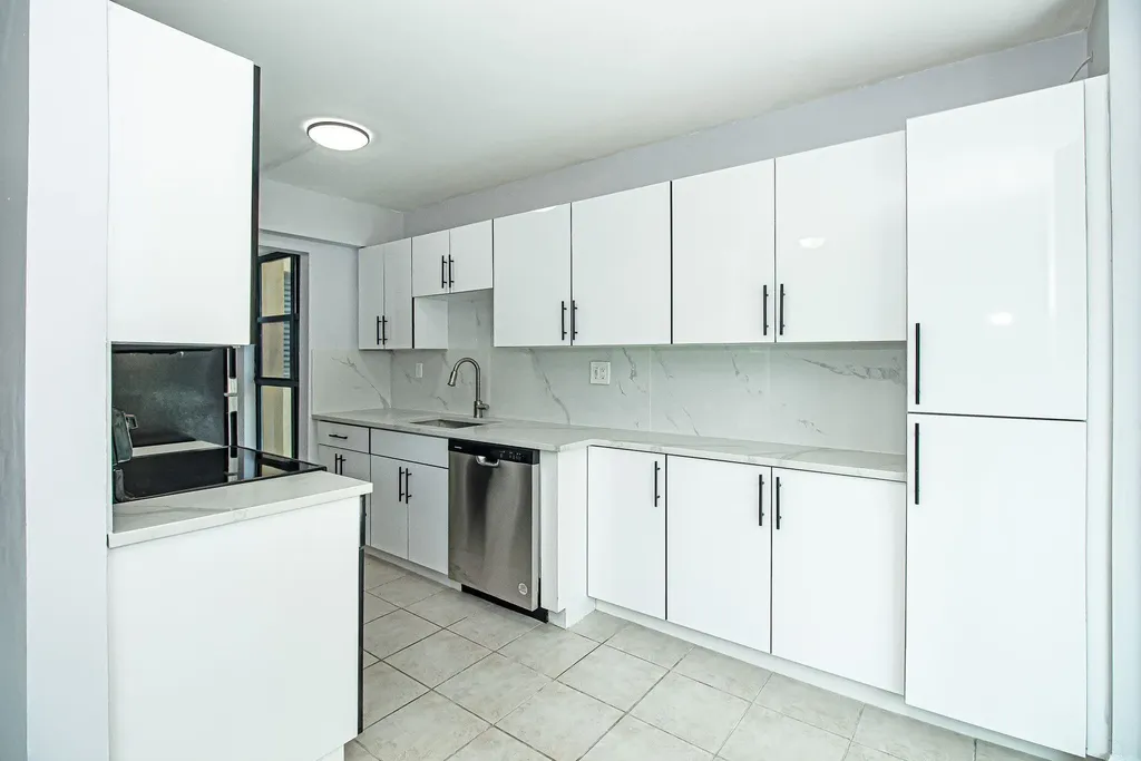 11780 SW 18th Street Miami FL 33175