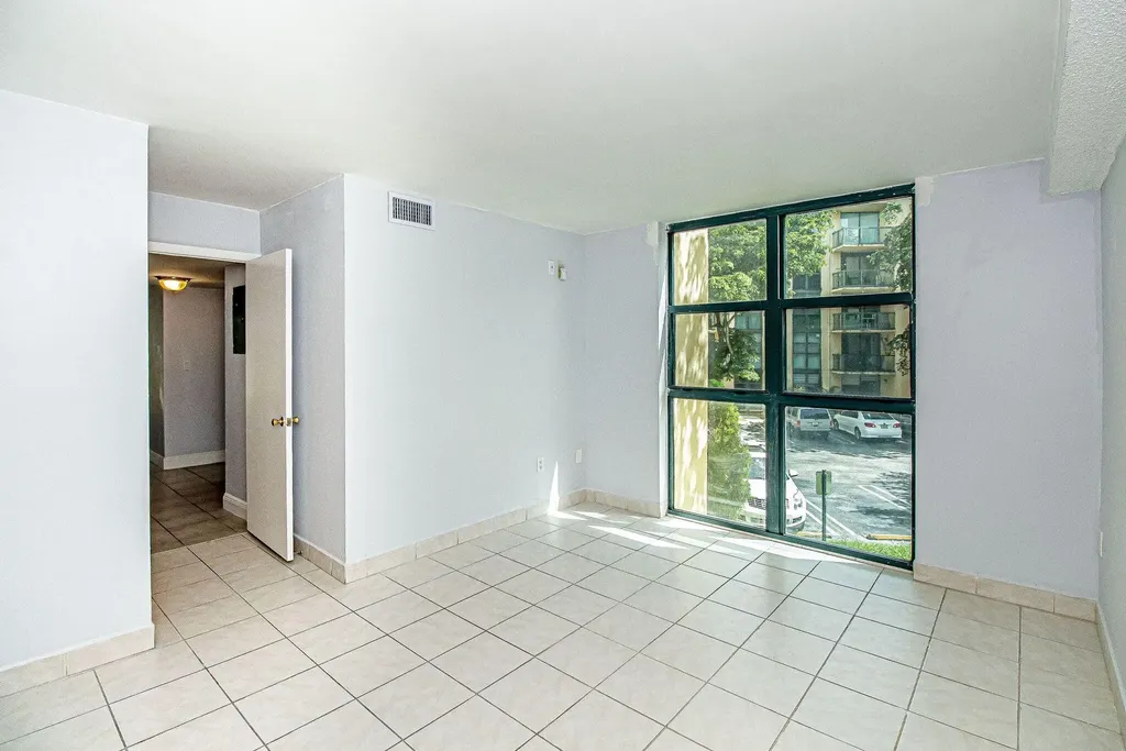 11780 SW 18th Street Miami FL 33175