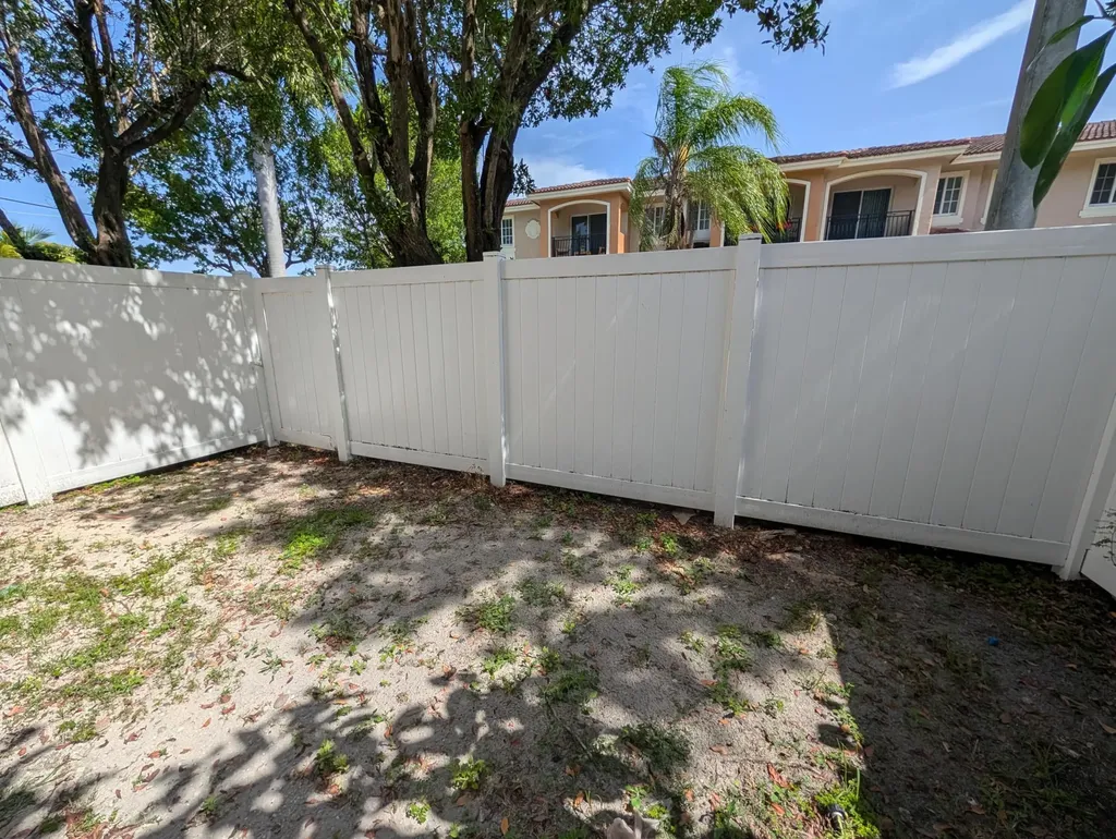 238 SE 2nd Avenue Hallandale Beach FL 33009