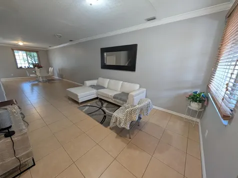 238 SE 2nd Avenue Hallandale Beach FL 33009